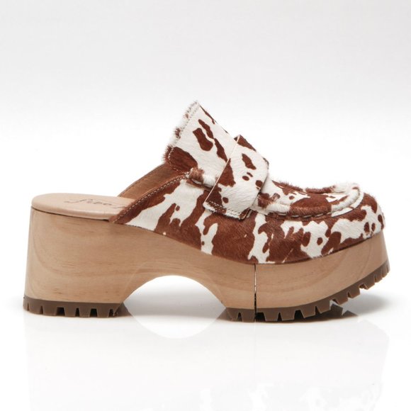 🎉LAST CHANCE🎉 FREE PEOPLE Corbin Hair On Clogs / Brown Combo - Picture 6 of 14